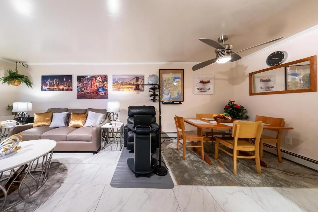 Booking.Com Exxlusive: Fully Furnished One Bedroom Entire Apartment With Full Size Bed. For One Person Or Couple, Soulmate Positive Friendship New York