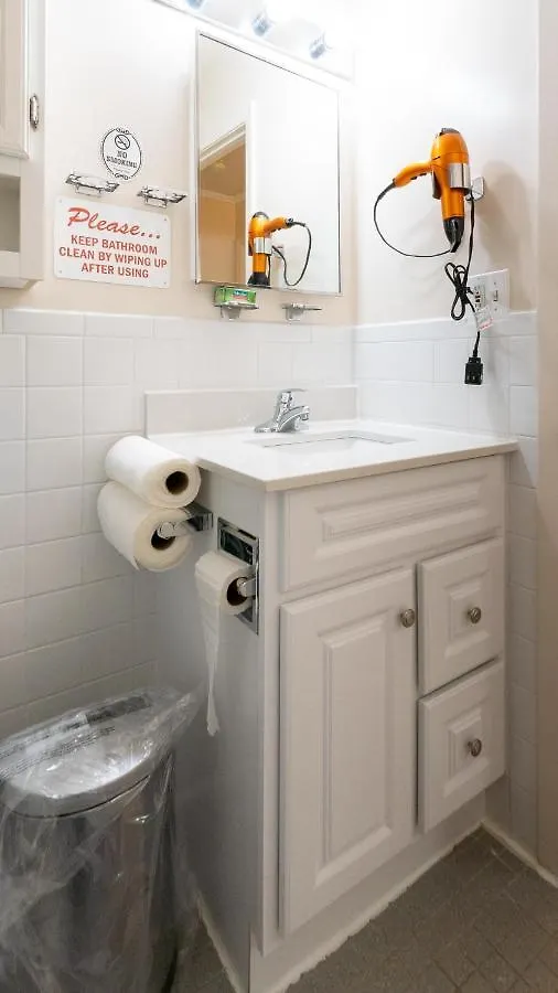 Booking.Com Exxlusive: Fully Furnished One Bedroom Entire Apartment With Full Size Bed. For One Person Or Couple, Soulmate Positive Friendship New York USA